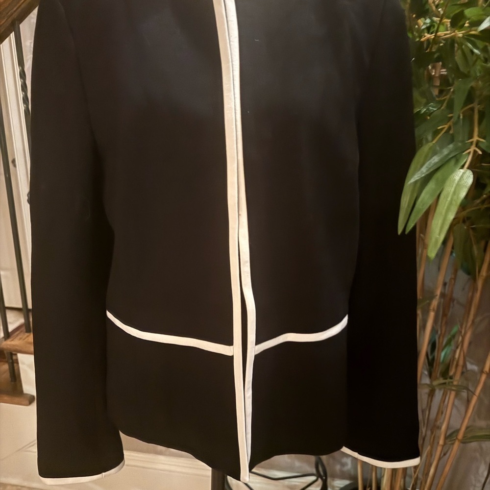TALBOTS ladies jacket/cardigan, long sleeve size 12 fabric made in Italy - Picture 12 of 16